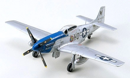 Tamiya North American P-51D Mustang 60749 1:72