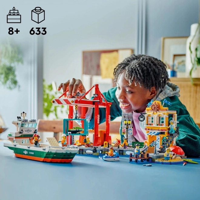 LEGO City 60422 Přístav s nákladní lodí