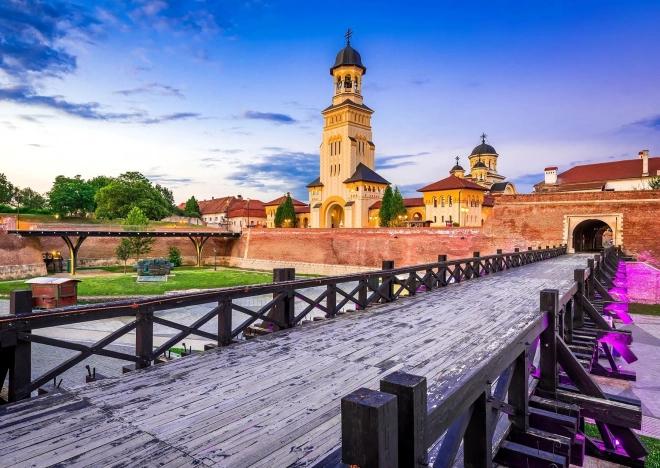 Užijte si puzzle pevnost Alba Carolina, Alba-Iulia, Rumunsko