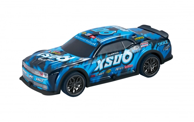Závodní auto s efekty