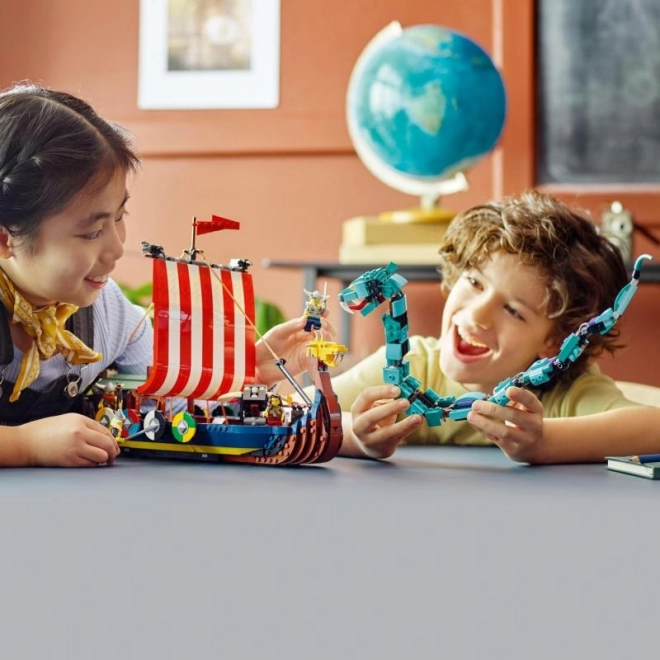LEGO Creator 3v1 31131 Vikingská loď a mořský had