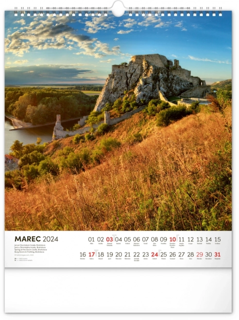 Nástenný kalendár Pamätihodnosti Slovenska 2024, 30 × 34 cm