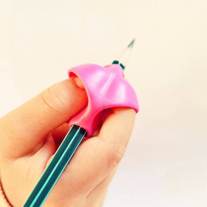 Pomůcka pro správné držení tužky – Růžová