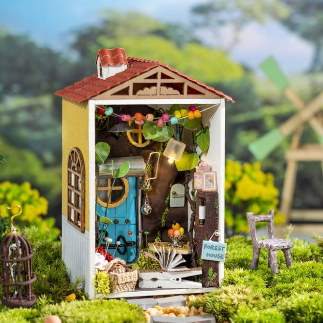 RoboTime miniatura domečku Propůjčená zahrada