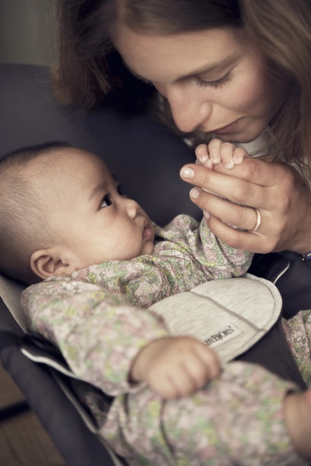 BABYBJORN - Lehátko BALANCE SOFT COTTON/JERSEY - růžová/šedá – Šedá / šedá