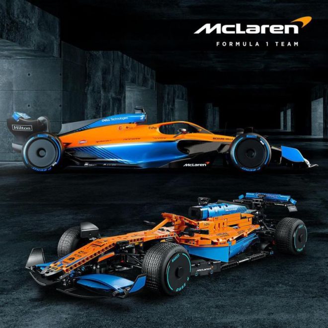 Závodní auto McLaren Formule 1