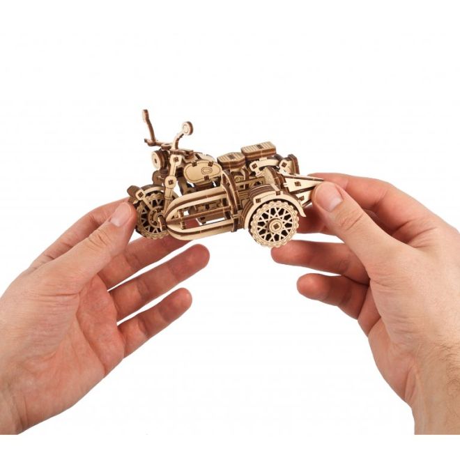 Ugears 3D dřevěné mechanické puzzle Harry Potter Hagridova létající motorka