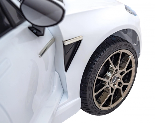 Aston Martin DBX White