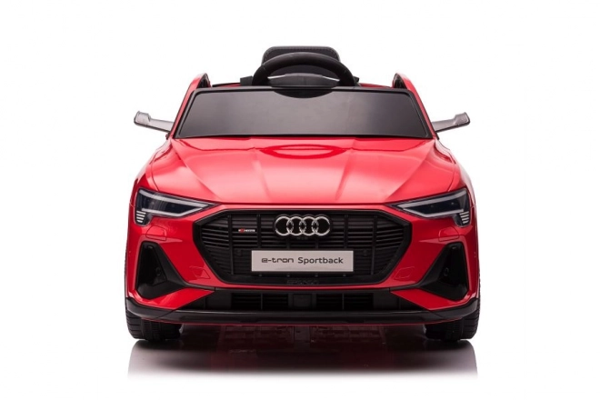 Audi E-Tron červené auto na baterie QLS-6688