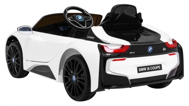 BMW I8 Lift Battery Car White + dálkové ovládání + pomalý start + 3bodové pásy + MP3 USB + LED dioda