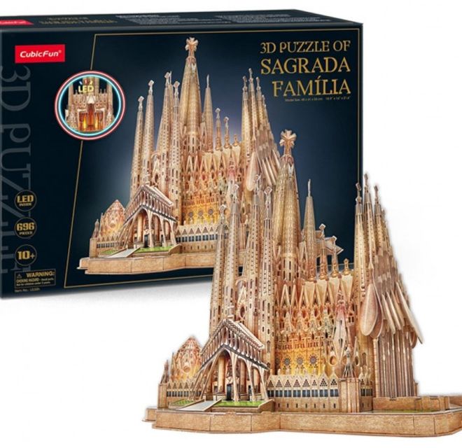 3D puzzle - Sagrada Familia vedla