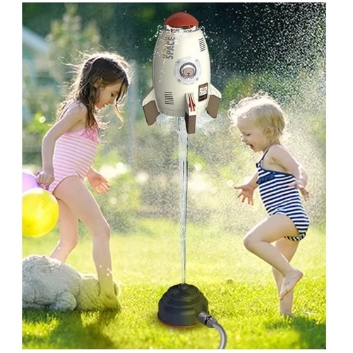 Zahradní zraszovač pro děti ve tvaru rakety
