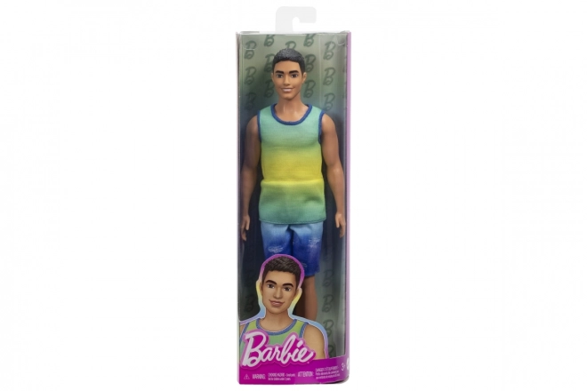 Barbie model Ken s ombre tílkem a kraťasy