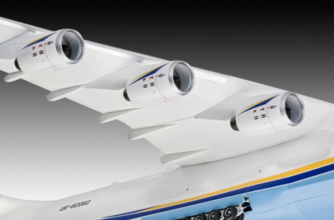 Revell Plastikový model letadla Antonov An-225 Mrija