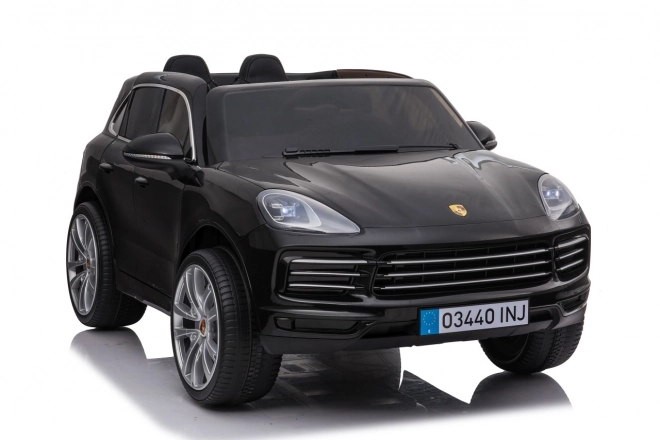 Porsche Cayenne S Vozidlo lakované na černo