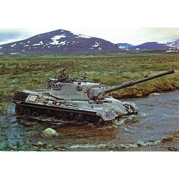 Model tanku REVELL Leopard 1 (2.-4. výrobní série)