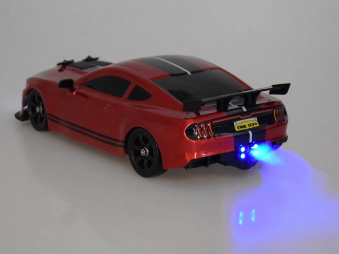 Zábavné auto na dálkové ovládání s driftovacím kouřem a LED osvětlením