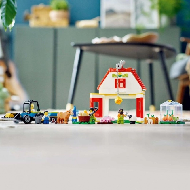 LEGO City 60346 Stodola a zvířátka z farmy