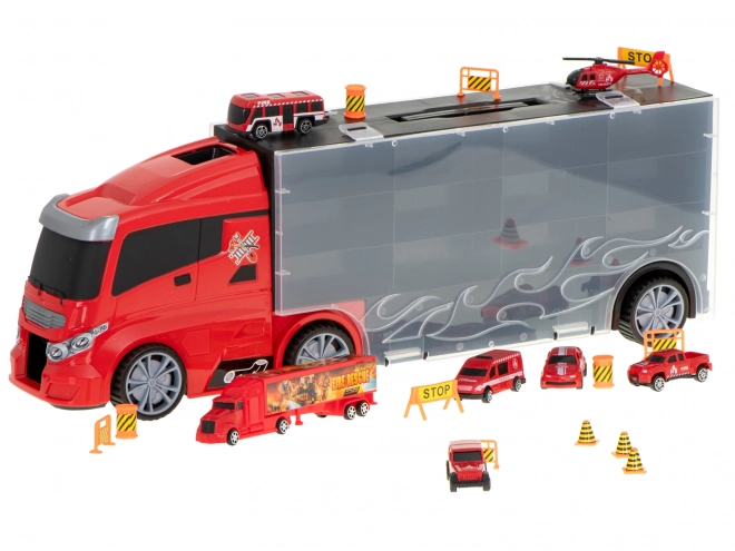 Nákladní auto s hasičskými auty a příslušenstvím