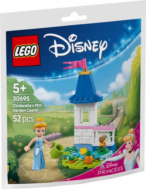 Miniaturní zámek Popelky od Disney s zahradou