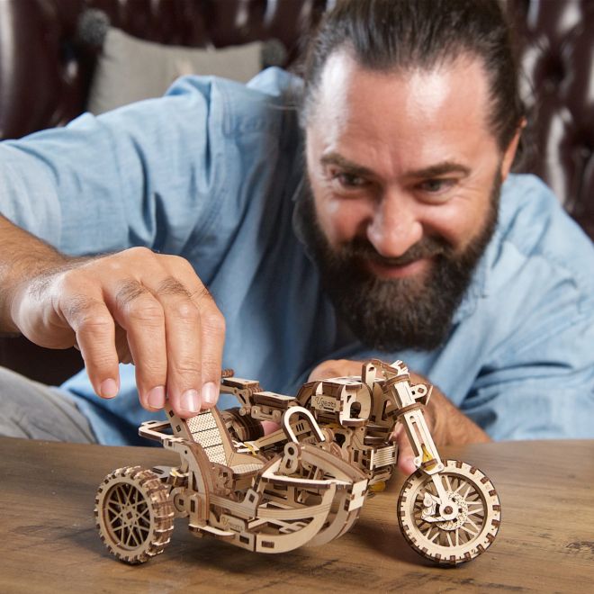 Ugears 3D puzzle Motorka s vozíkem 380 kusů