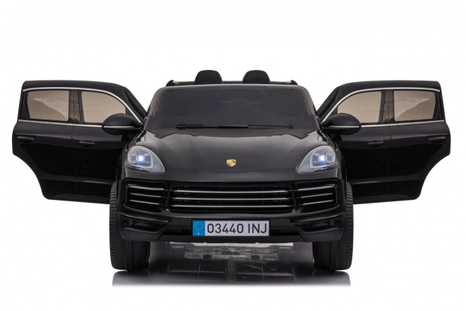 Porsche Cayenne S Vozidlo lakované na černo