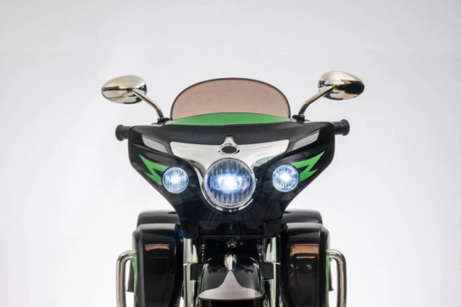 Tříkolový motocykl Goldwing na baterie Black