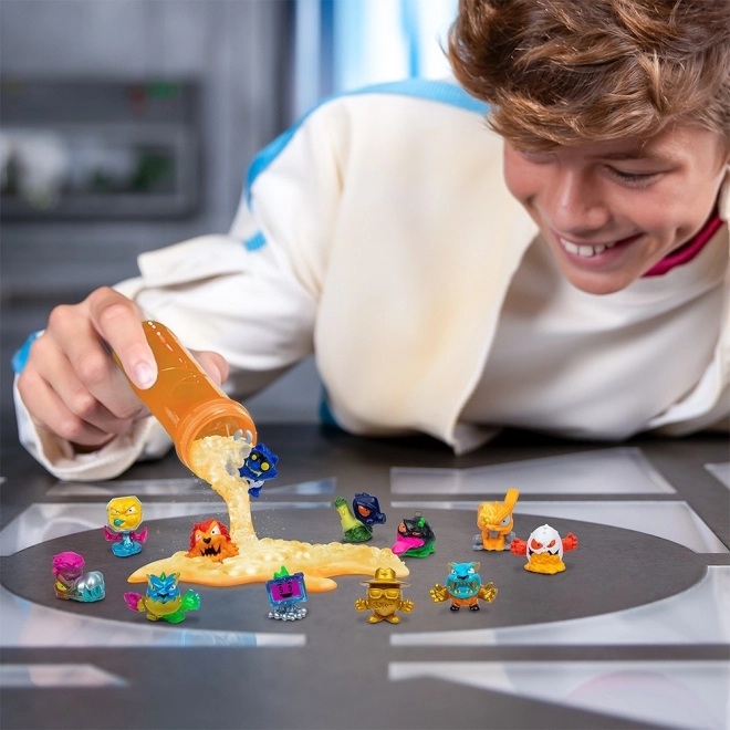 Figurky Mr Beast Lab - Mega Lab 12 balení