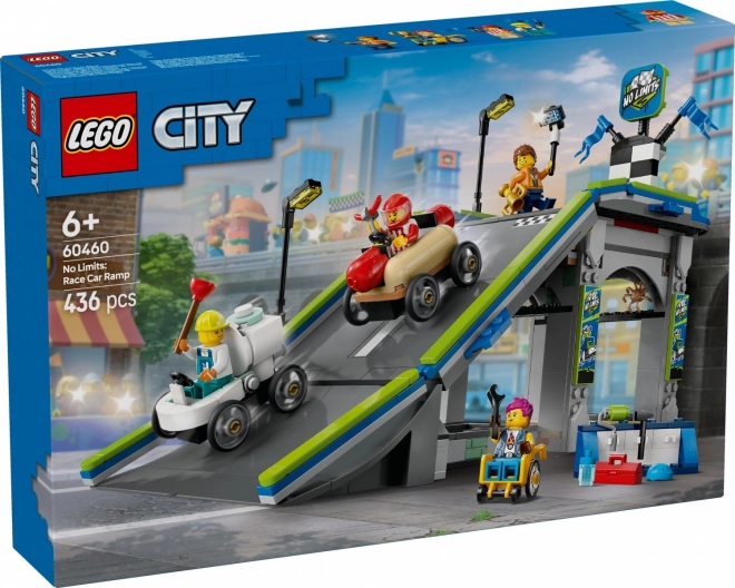 Lego City Bez hranic: Dráha s rampami pro závoďáky