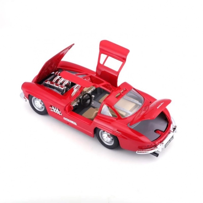 Mercedes Benz 300SL Červený Kovový Model 1:24