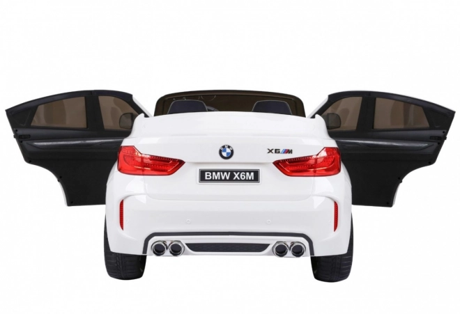 BMW X6M XXL pro 2 děti Bílá + dálkové ovládání + eko kůže + bezpečnostní pásy + pomalý rozjezd + MP3 USB + LED