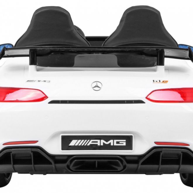 Mercedes-Benz GT R pro děti Bílá barva + pohon 4x4 + ventilace + dálkové ovládání + EVA + MP3 LED