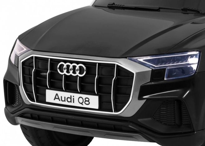 Audi Q8 Zvedák na baterii pro děti černý + dálkové ovládání + EVA + pomalý start + MP3 USB + LED dioda