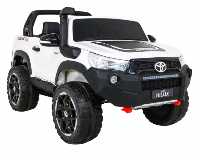 Vozidlo Toyota Hilux White