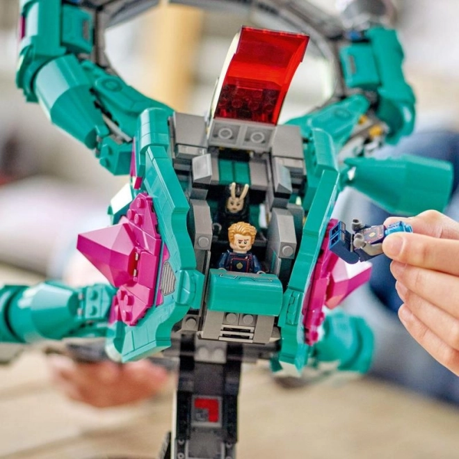 LEGO Super Heroes 76255 Nová loď Strážců