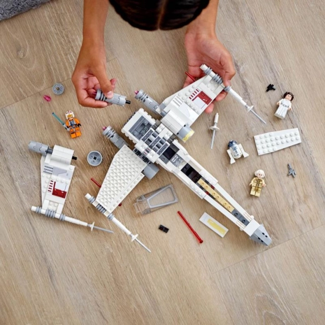 LEGO® Star Wars™ 75301 Stíhačka X-wing™ Luka Skywalkera