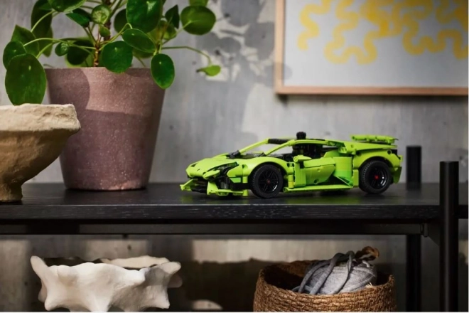LEGO® Technic 42161 Lamborghini Huracán Tecnica