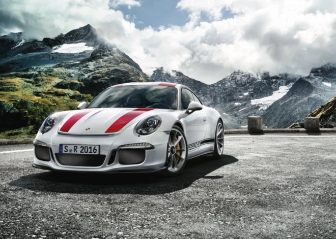 Puzzle Ravensburger Porsche 911R s 1000 dílky