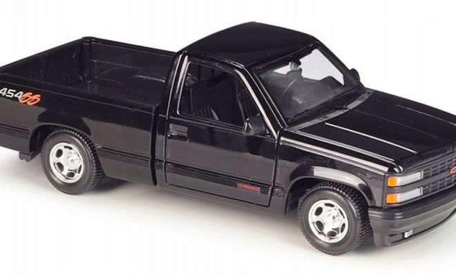 Složený model Chevrolet 454SS Pickup 1993 černý 1/24