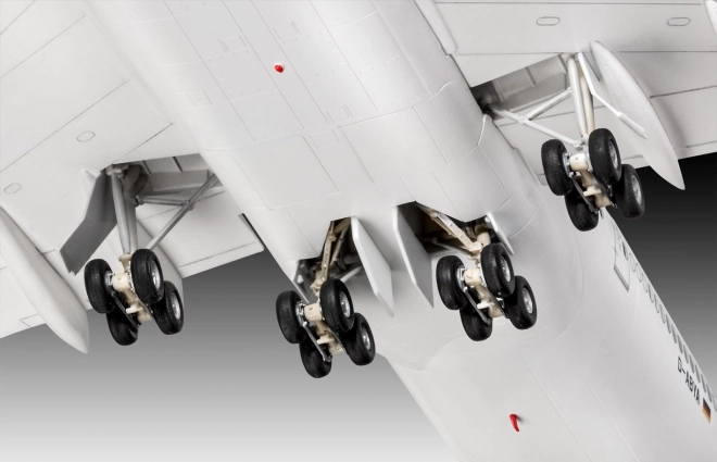 Plastikový model Boeing 747-8 Lufthansa nový