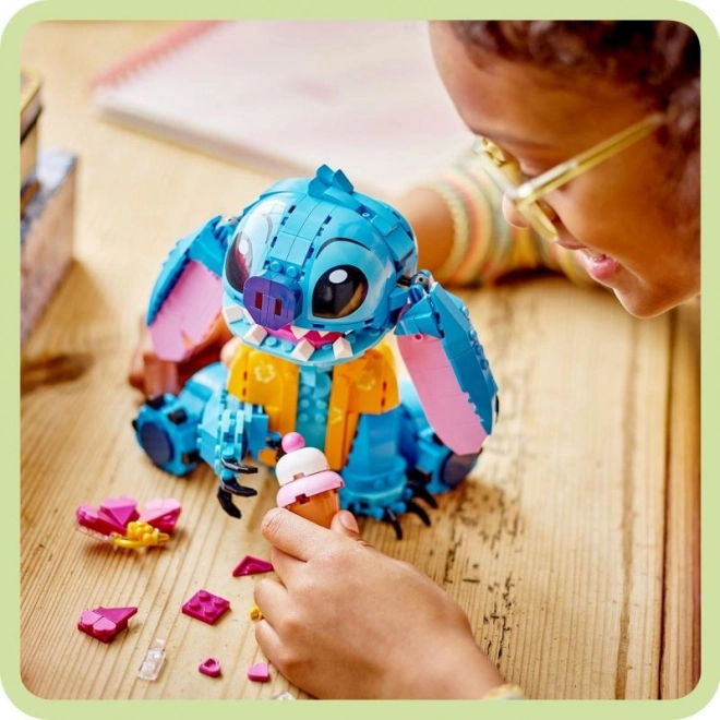 Interaktivní zábava s postavičkou Stitch