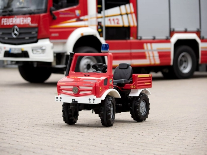 Dětský hasičský vůz Mercedes Unimog na pedály