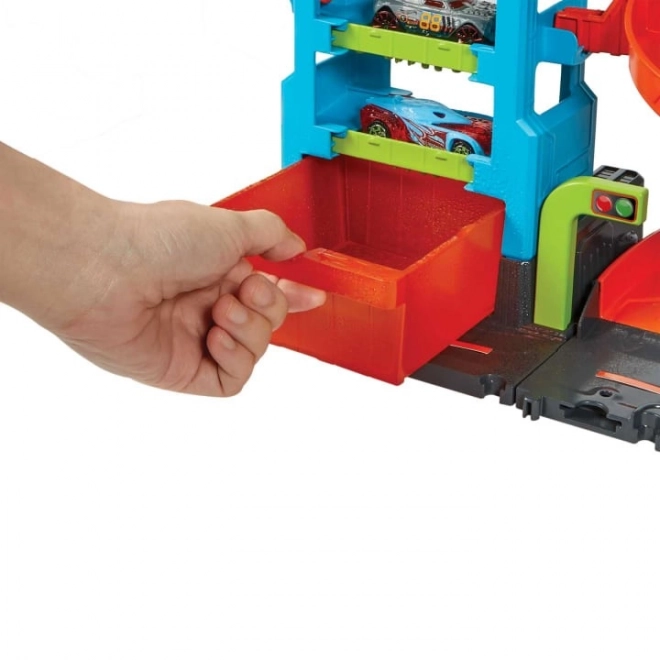 Hot Wheels City Mega Myčka Aut