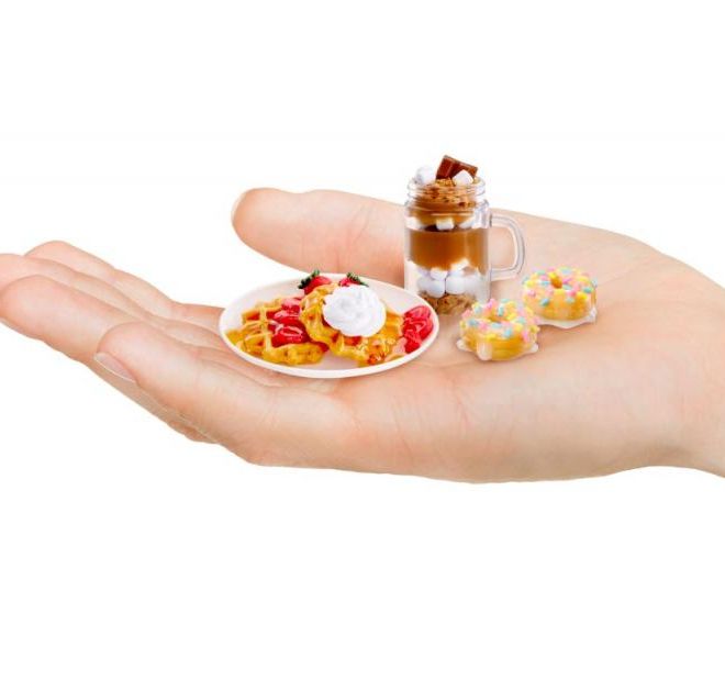 MGA's Miniverse – Mini Food Kavárna, PDQ