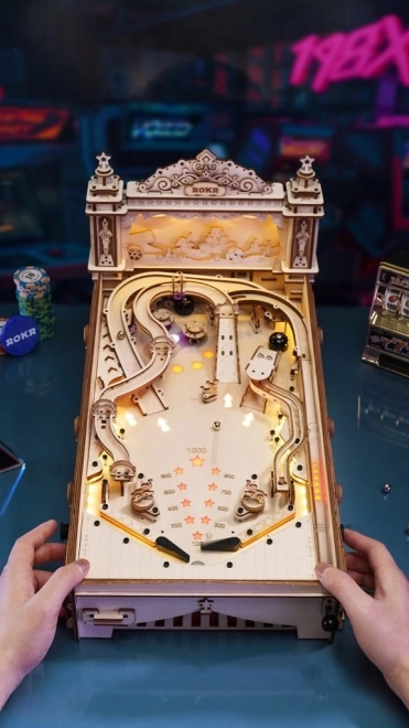 RoboTime 3D Dřevěné puzzle Hrací automat - Pinball Machine