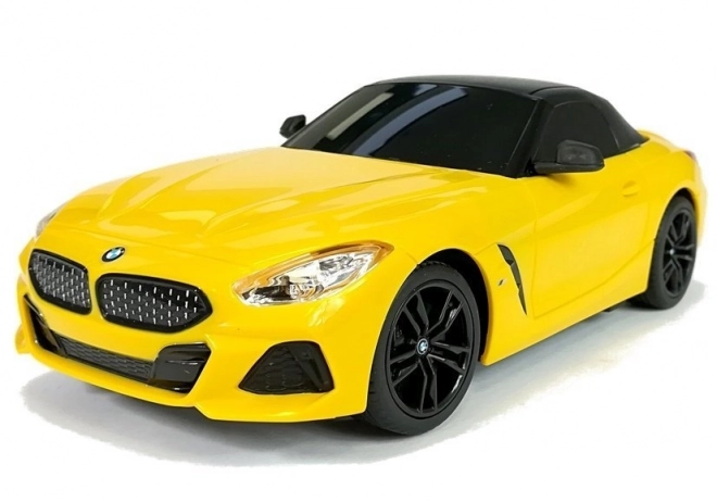 Auto R/C BMW Z4 Roadster Rastar 1:24 žluté