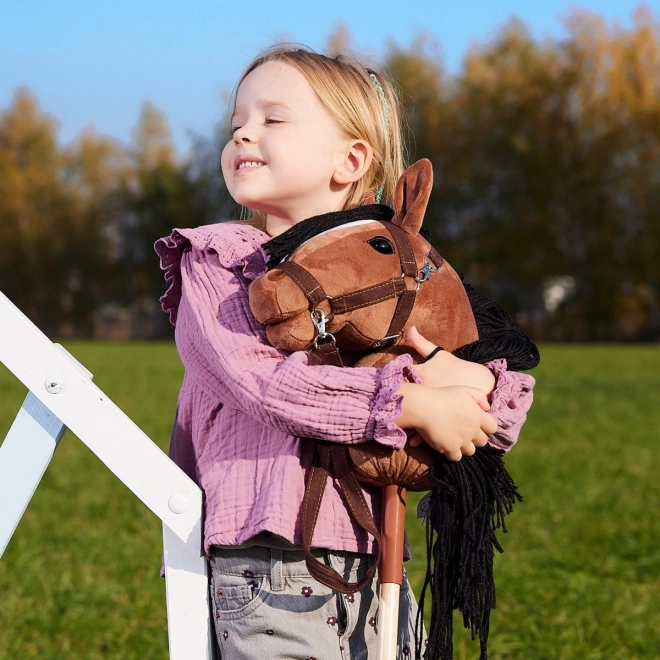 Kůň na tyči Hobby Horse HOPPIHORSE tmavě hnědý