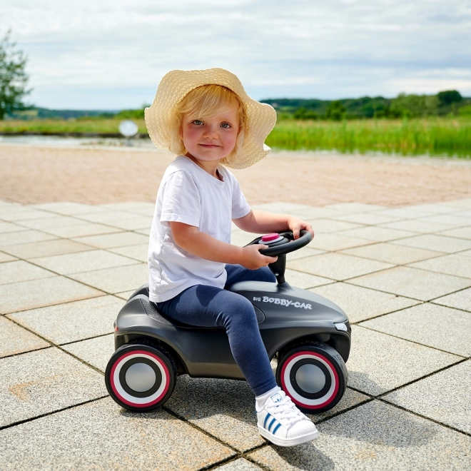 Auto odstrkovadlo BIG BOBBY CAR NEO antracitové