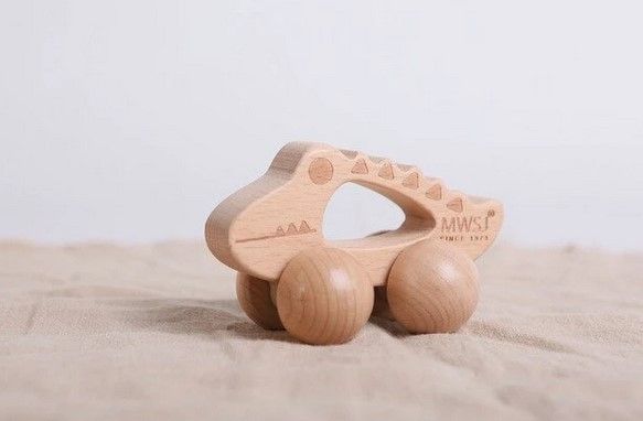 Dřevěná hračka krokodýl