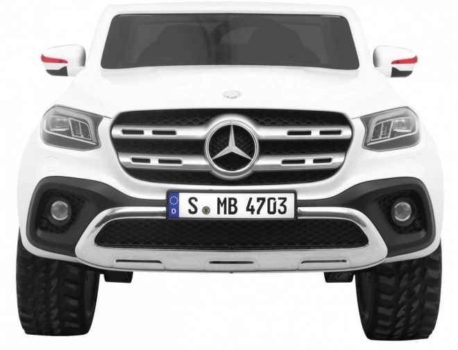 Mercedes Benz třídy X pro děti bílý + dálkové ovládání + 4x4 + MP4 + nosič zavazadel + LED + EVA